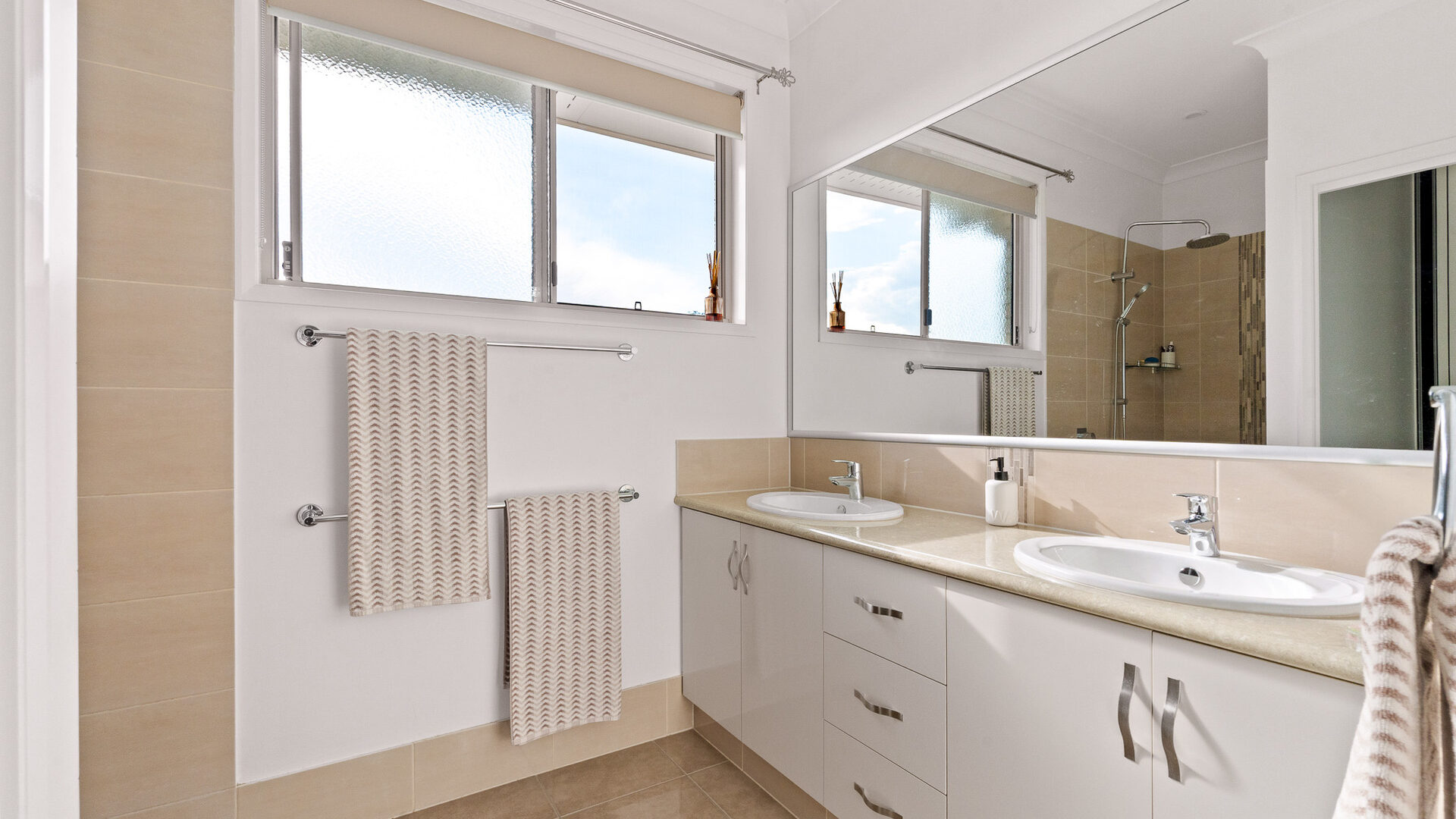 Sold - 13 Panorama Crescent - New Property in Gowrie Junction - Real Estate by 