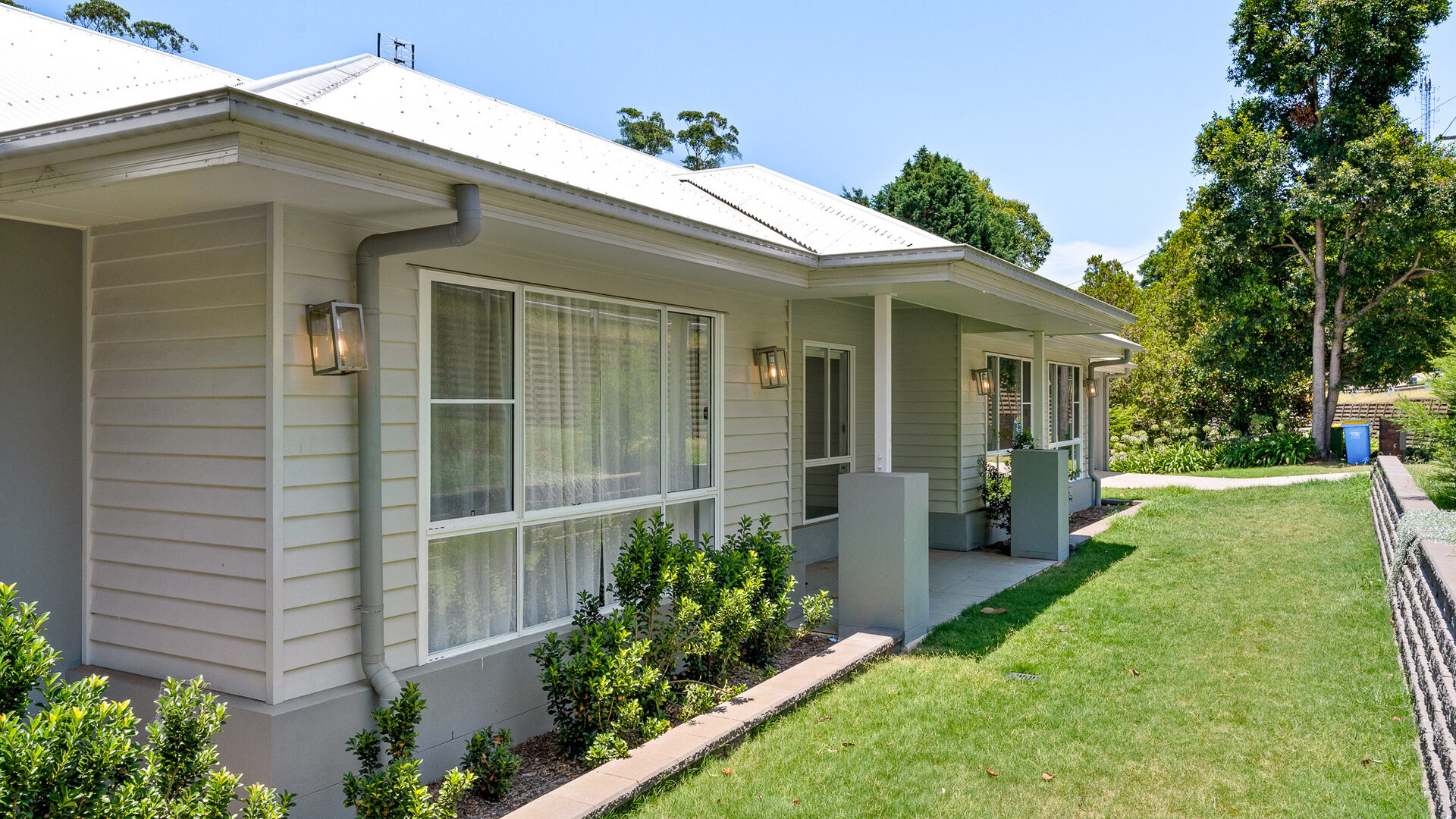 Sold - 17 Hilltop Crescent - New Property in Blue Mountain Heights - Real Estate by Heston Marino