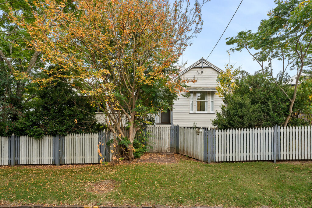 9 Stirling Street, East Toowoomba