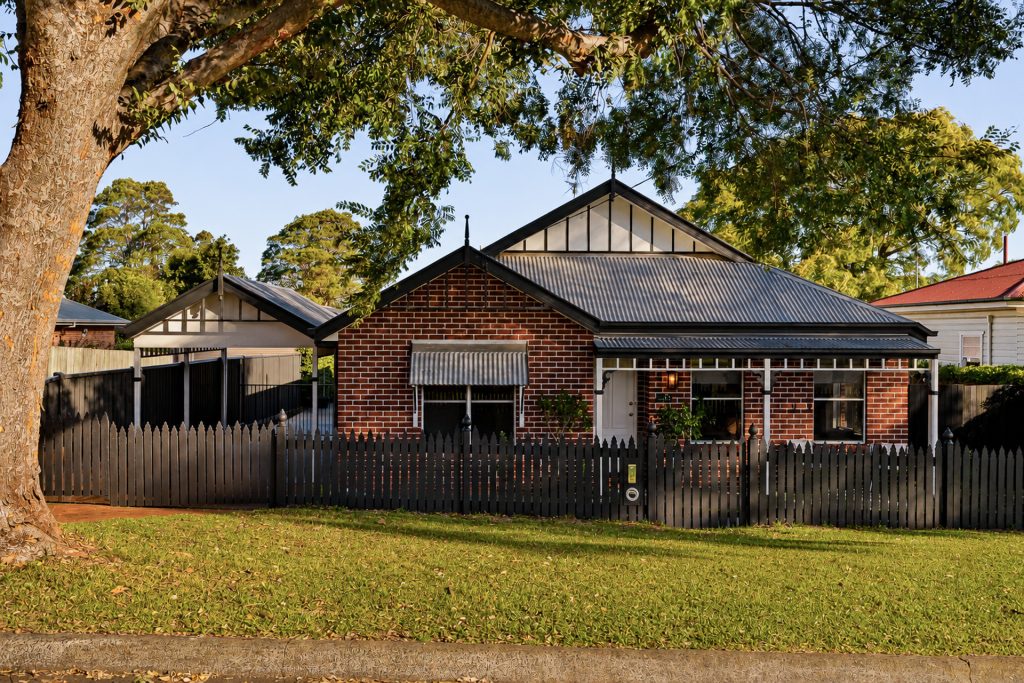 Sold - 26 Collins Street - New Property in Mount Lofty - Real Estate by Heston Marino