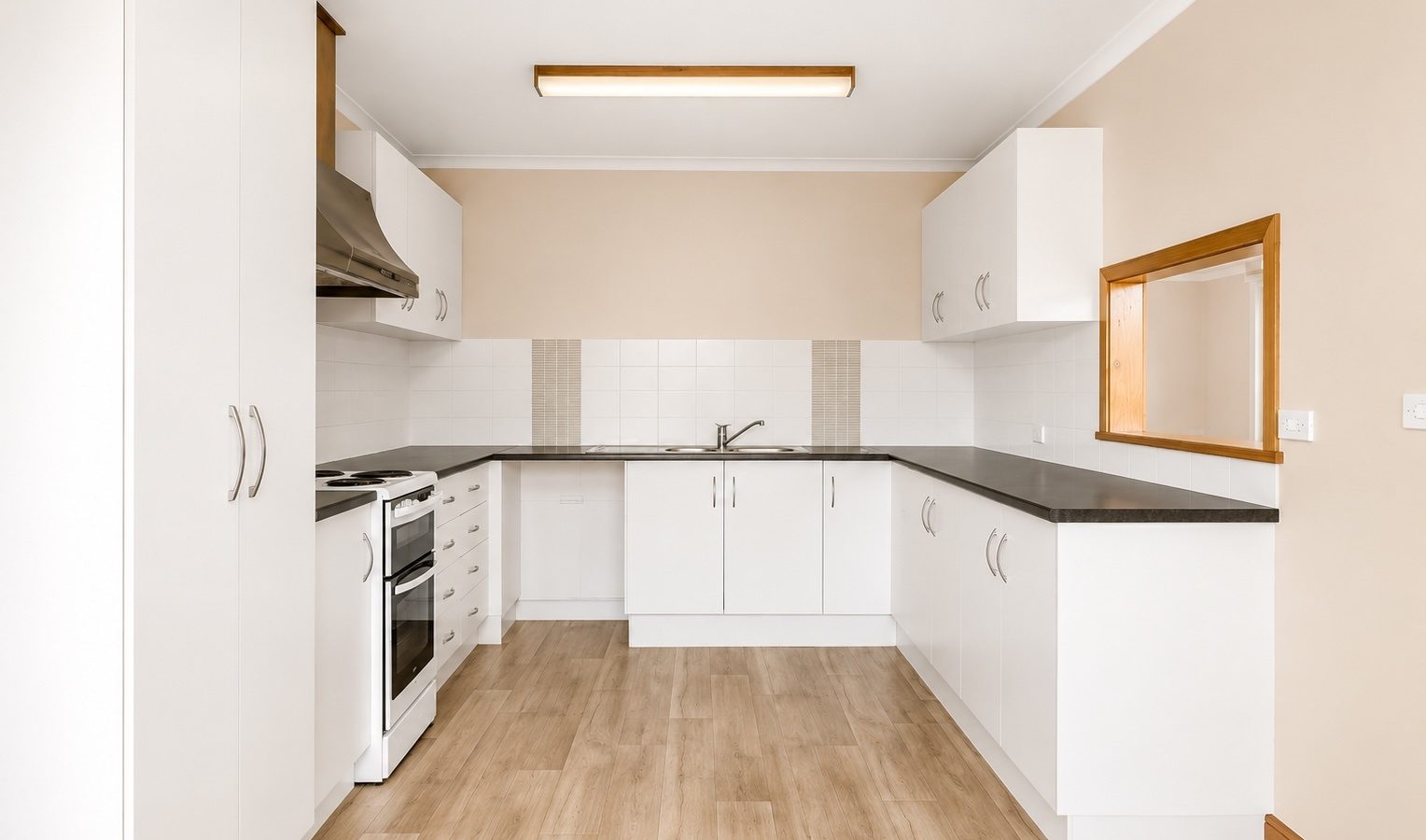 For Rent - 4/277 Bridge Street - New Property in Newtown - Real Estate by Nikita Thompson
