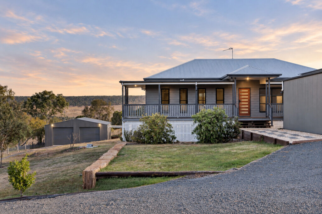 For Sale - 7 Lynda Court - New Property in Glencoe - Real Estate by Heston Marino