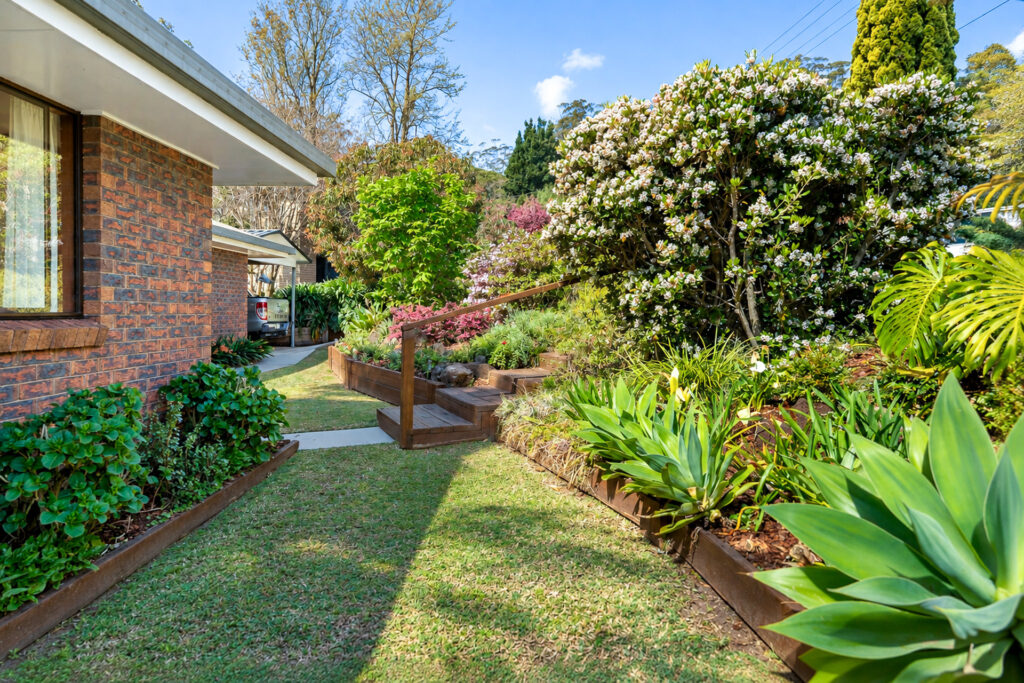 For Sale - 3 Spies Court - New Property in Mount Lofty - Real Estate by Heston Marino