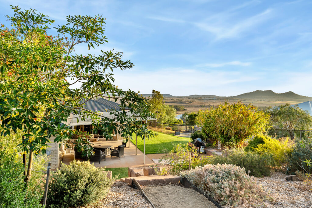 For Sale - 11 Panorama Crescent - New Property in Gowrie Junction - Real Estate by Heston Marino