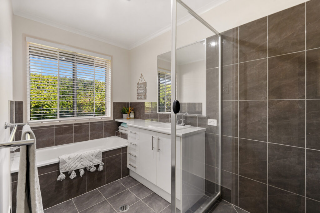 For Sale - 11 Panorama Crescent - New Property in Gowrie Junction - Real Estate by Heston Marino